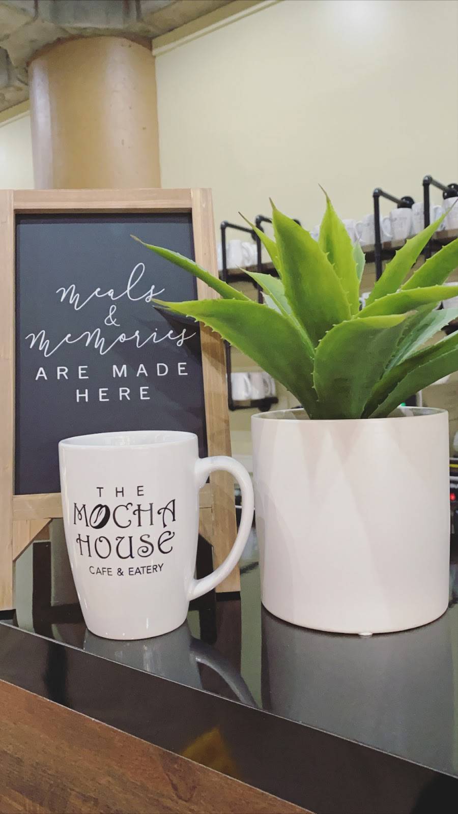 The Mocha House - Downtown Youngstown | restaurant | 120 E Boardman St, Youngstown, OH 44503, USA | 3309510070 OR +1 330-951-0070