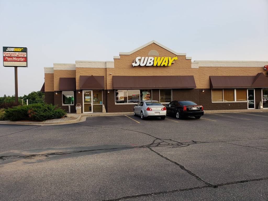 Subway | restaurant | 1583 Paulson Rd, River Falls, WI 54022, USA | 7154262544 OR +1 715-426-2544