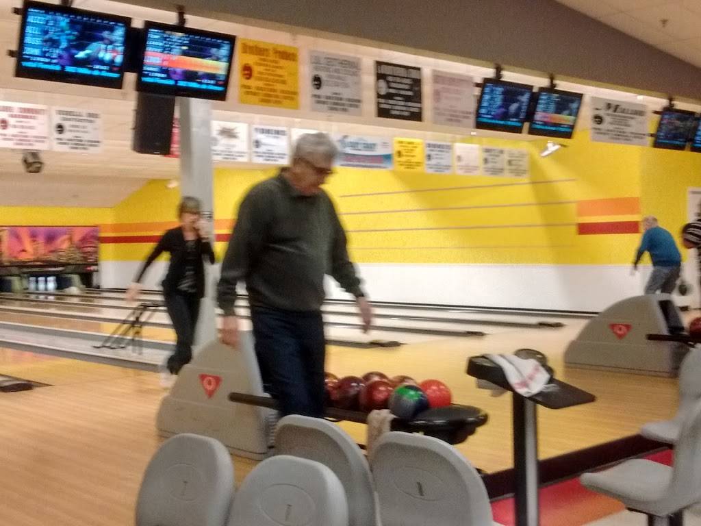 Bryans Bowling Center | restaurant | 1103 S Central Ave, Laurel, DE 19956, USA | 3028757400 OR +1 302-875-7400