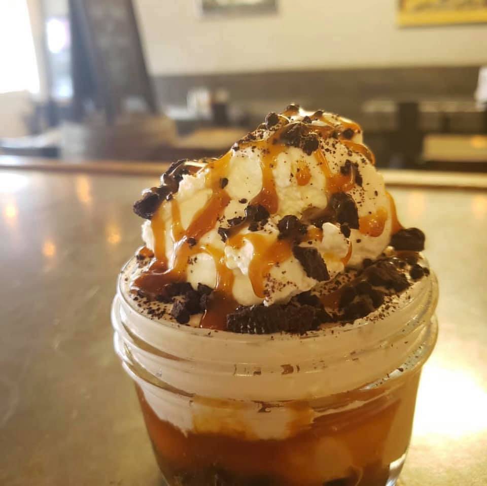 Dawsons Bar & Grill | restaurant | 105 N 1st St, Dixon, CA 95620, USA | 7076782067 OR +1 707-678-2067