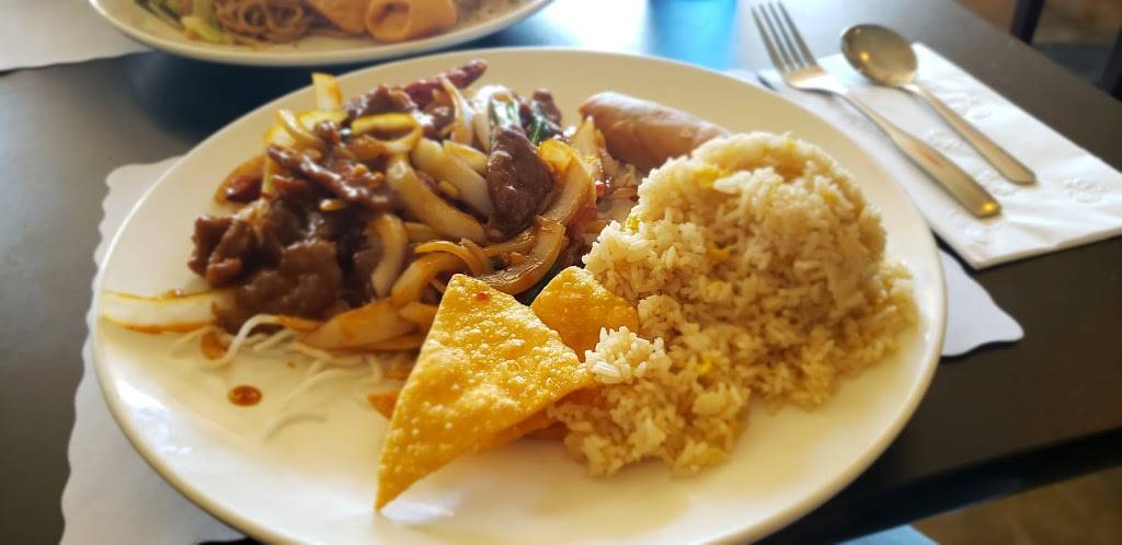 Golden Dragon | restaurant | 2305 W Main St, Turlock, CA 95380, USA | 2096684168 OR +1 209-668-4168