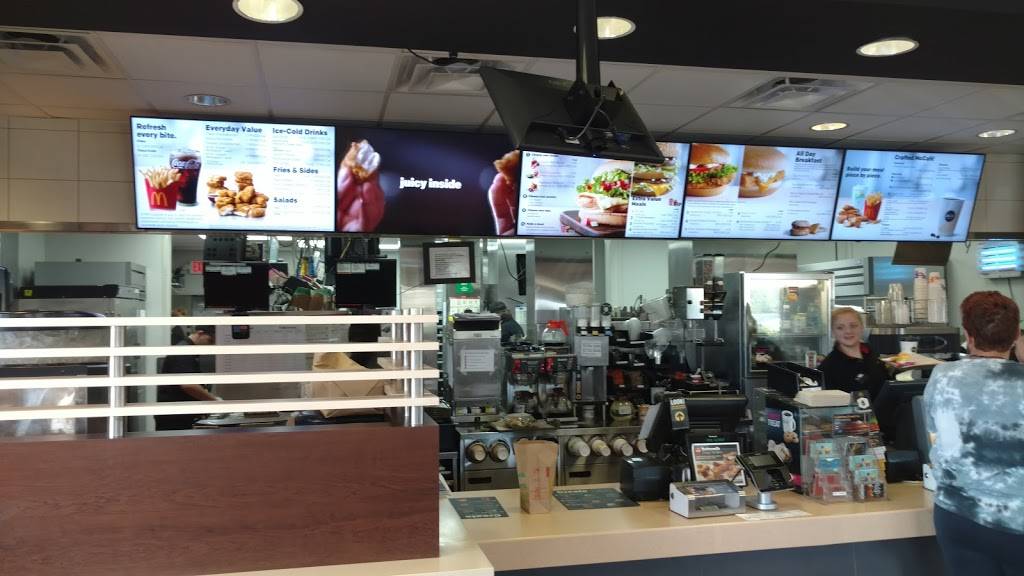 McDonalds | cafe | 240 US Hwy 41 S, Inverness, FL 34450, USA | 3523441465 OR +1 352-344-1465