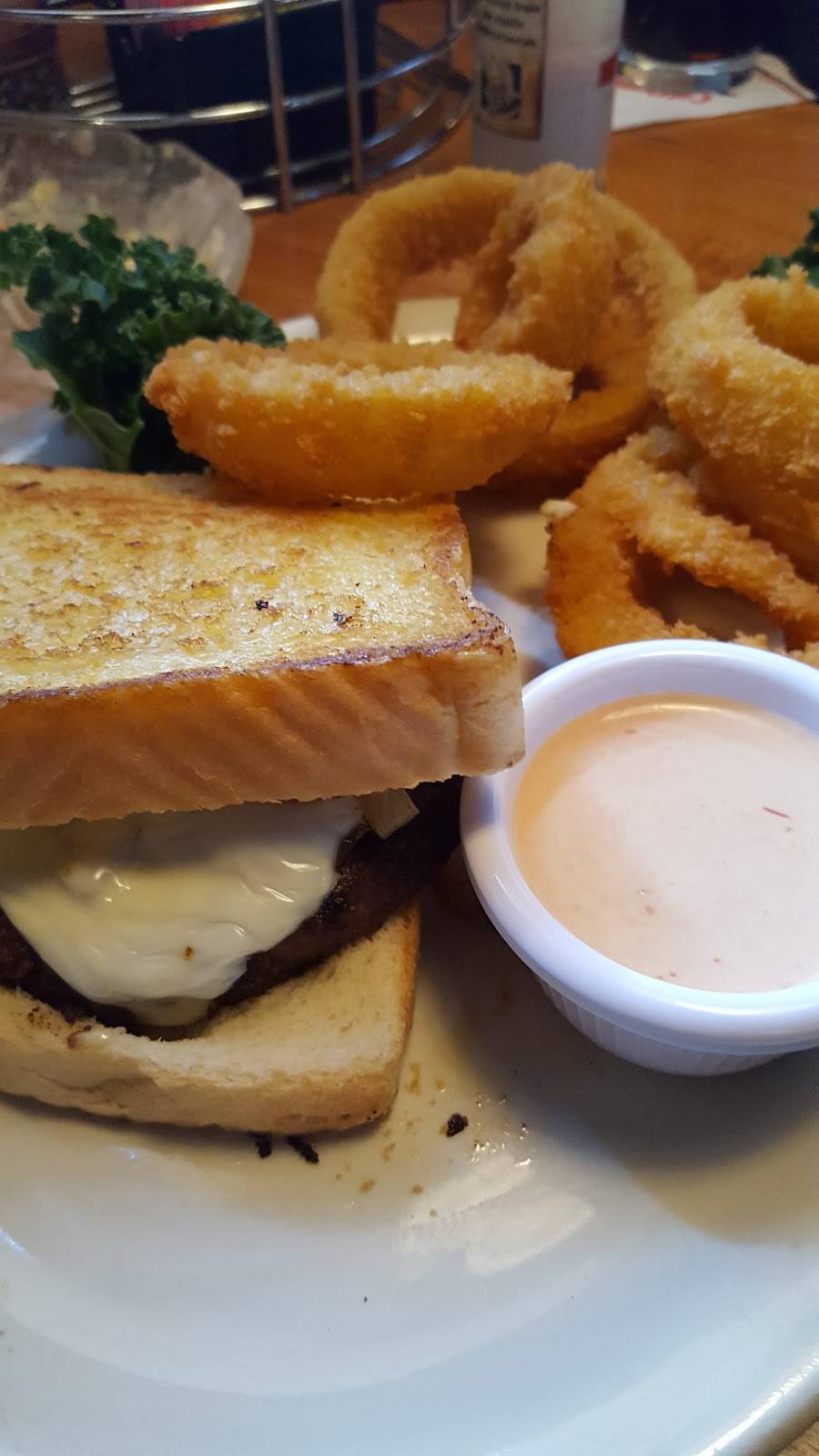 Cattlemans Roadhouse | restaurant | 151 Jett Dr, Frankfort, KY 40601, USA | 5028480023 OR +1 502-848-0023