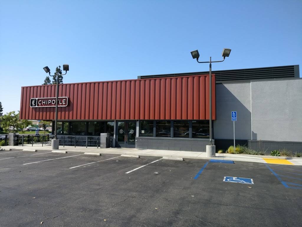 Chipotle Mexican Grill | restaurant | 629 S Harbor Blvd, Santa Ana, CA 92704, USA | 7147758531 OR +1 714-775-8531