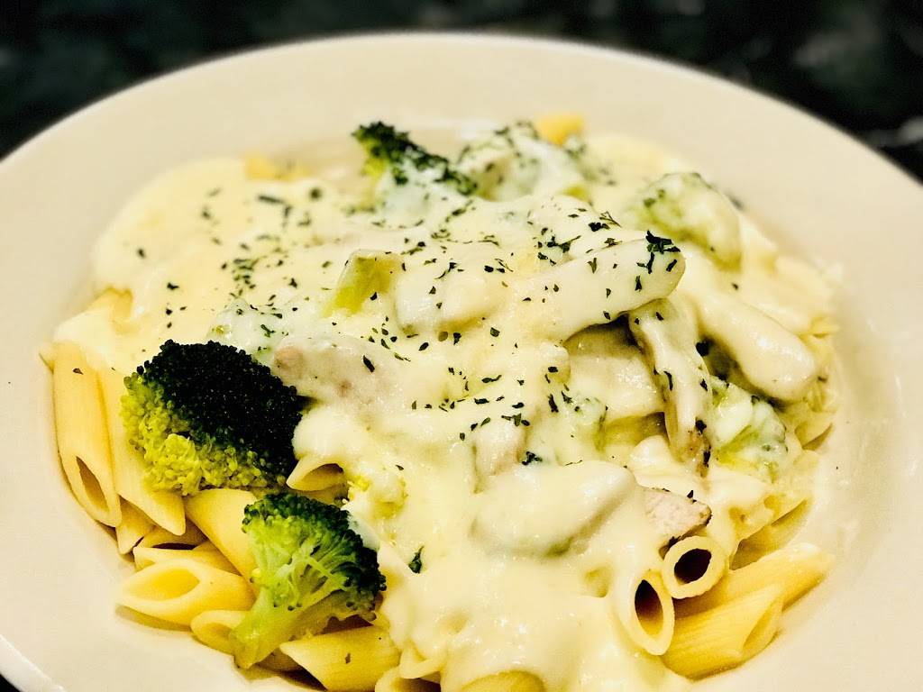 Ninos Italian Restaurant | restaurant | 2698 Pelham Pkwy, Pelham, AL 35124, USA | 2056201116 OR +1 205-620-1116