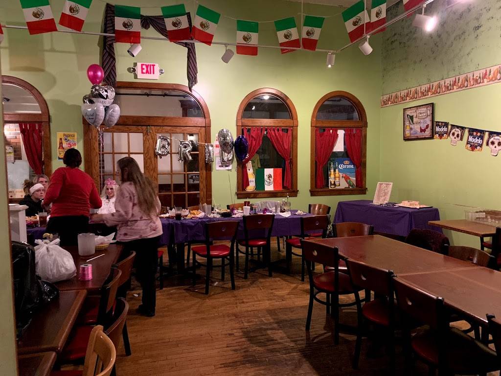 Casa Del Ranchero | restaurant | 562 W Tuscarawas Ave, Barberton, OH 44203, USA | 3307538494 OR +1 330-753-8494