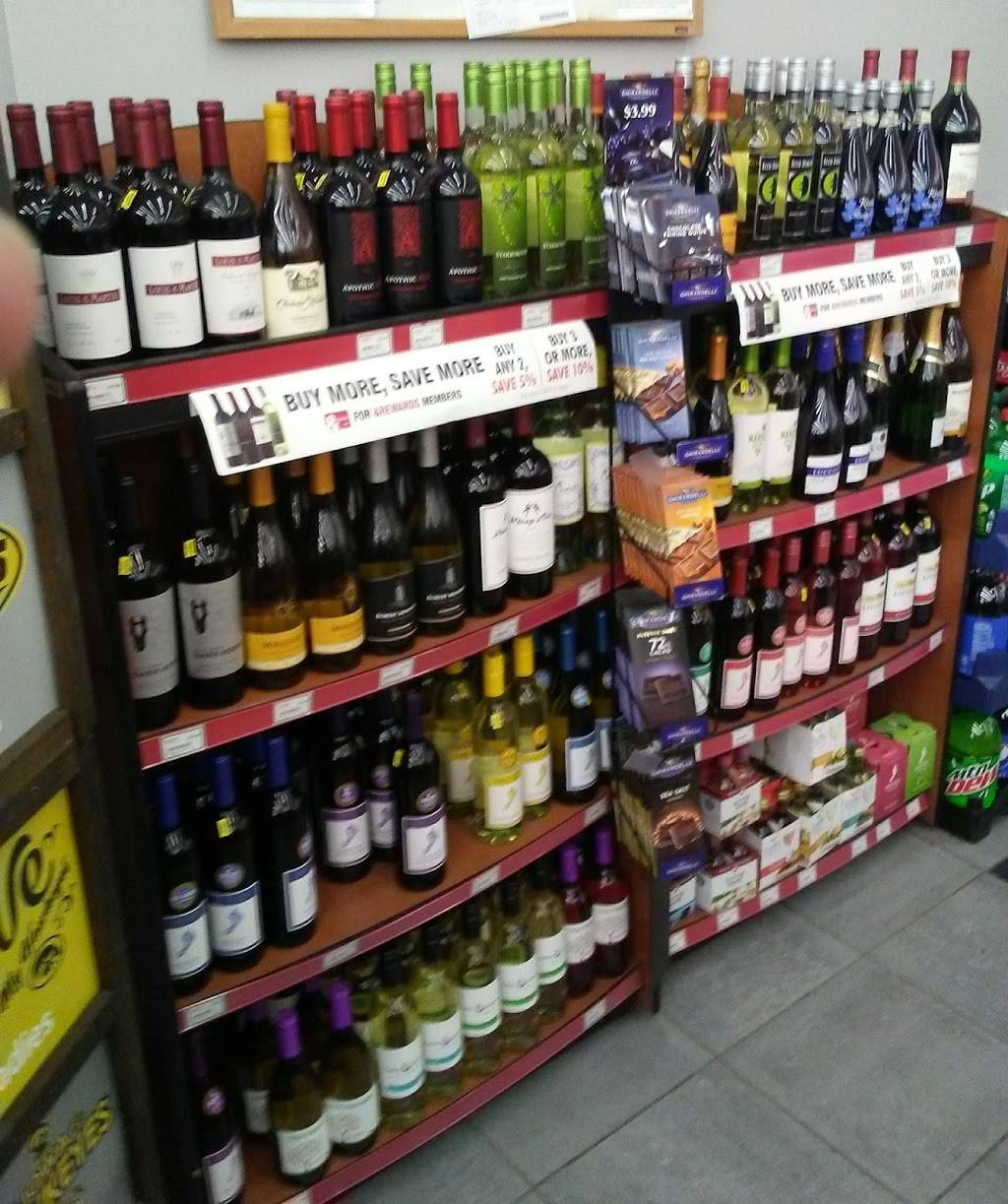 Kum & Go | meal takeaway | 101 Village Dr, Tiffin, IA 52340, USA | 3195452290 OR +1 319-545-2290