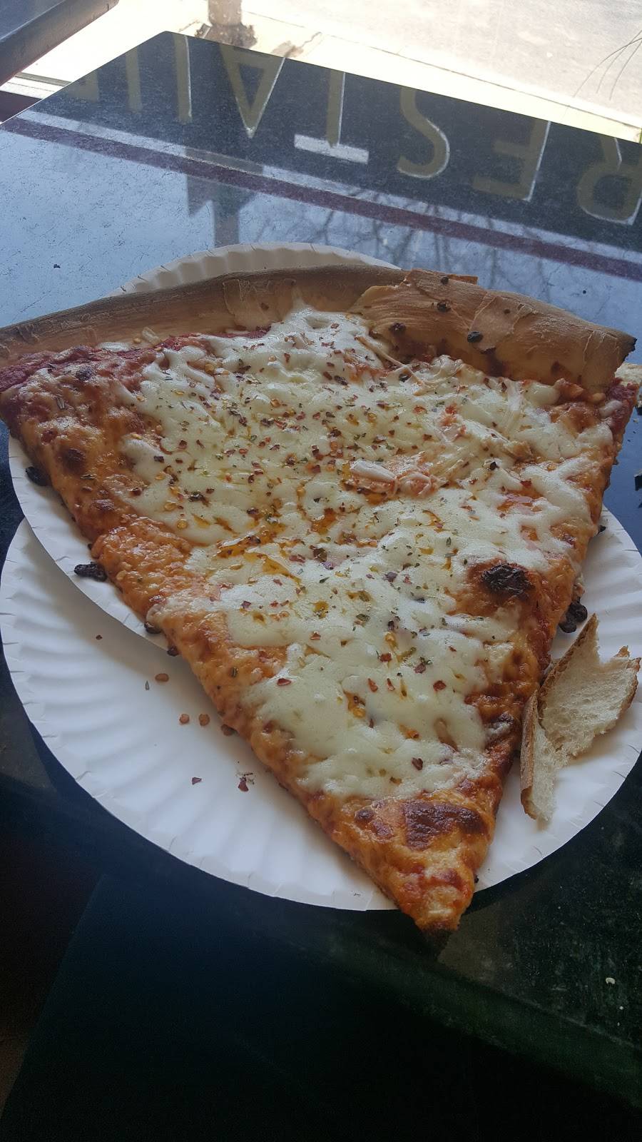 Amicis | restaurant | 35 Main St, Poughkeepsie, NY 12601, USA | 8454524700 OR +1 845-452-4700