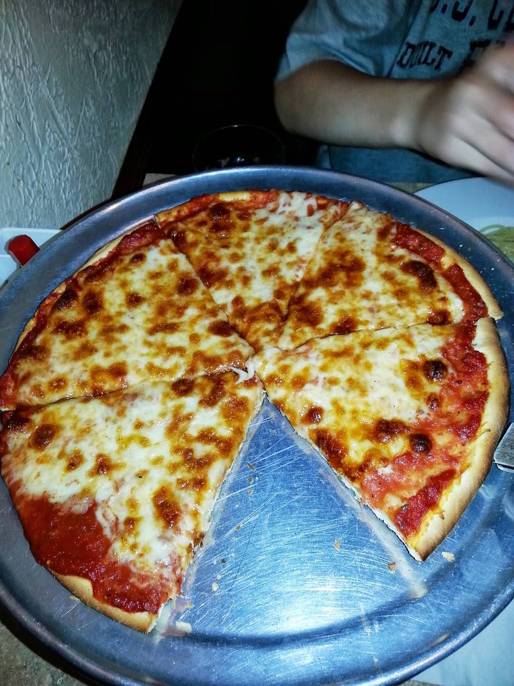 Mancinis Italian Bistro | meal delivery | 1111 Lake St, Oak Park, IL 60301, USA | 7084459700 OR +1 708-445-9700