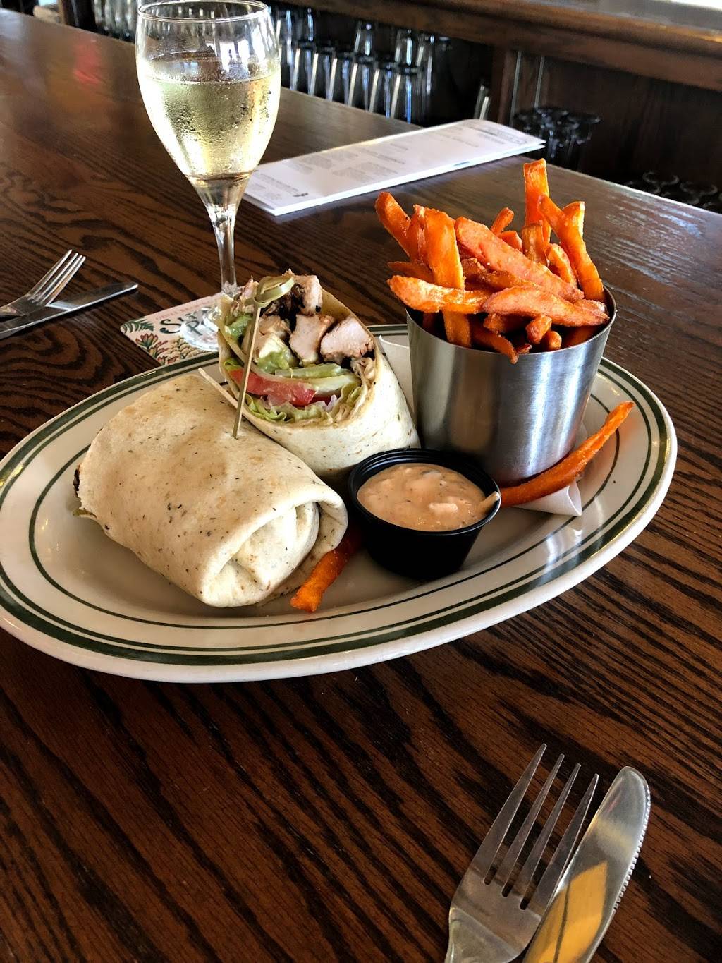 James E. McNellies Pub | restaurant | 1100 Classen Dr, Oklahoma City, OK 73103, USA | 4056017468 OR +1 405-601-7468