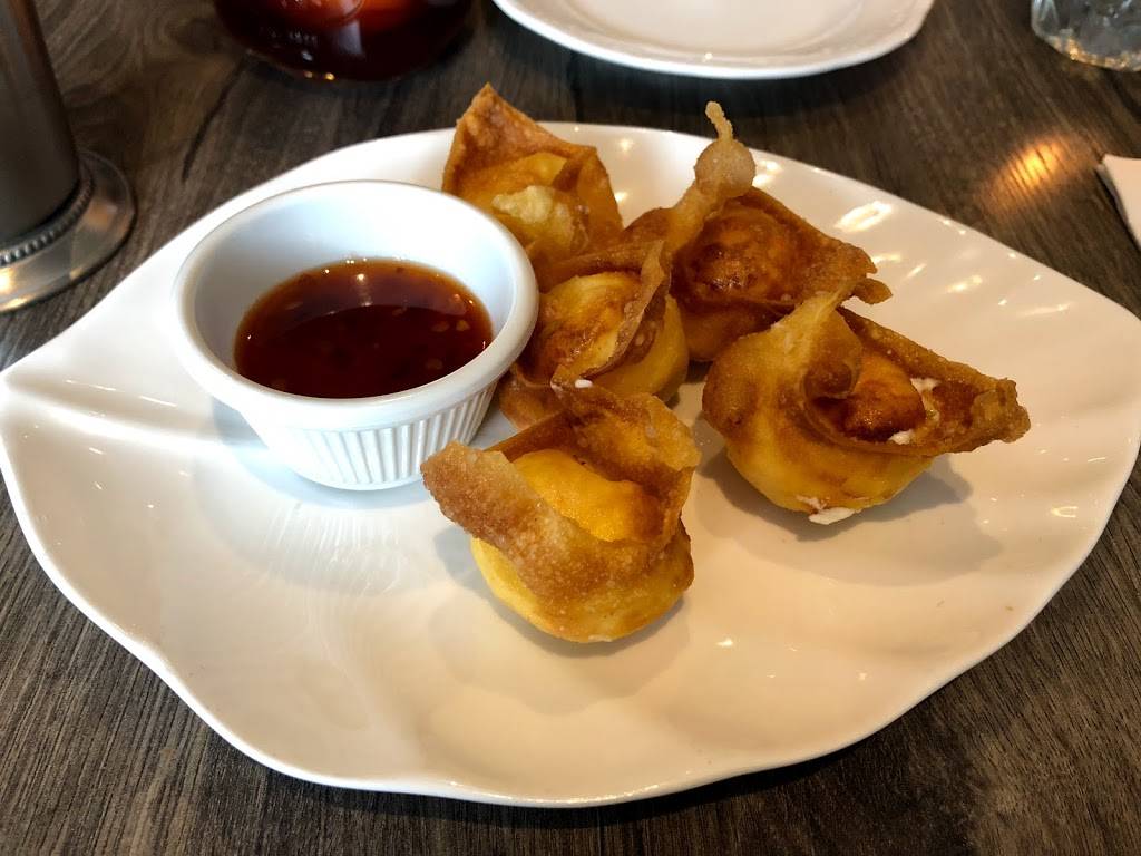 Miss Thailand Brooklyn | restaurant | 346 Graham Ave, Brooklyn, NY 11211, USA | 3472944491 OR +1 347-294-4491