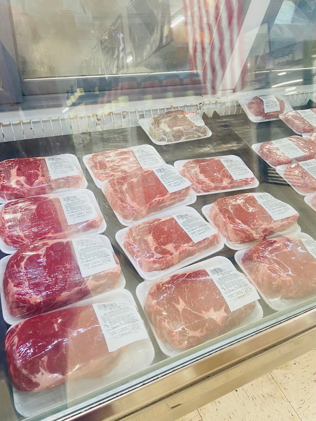 Shoreline Foods International Market & Deli | restaurant | 1180 W Main St, Pensacola, FL 32502, USA | 8504338852 OR +1 850-433-8852