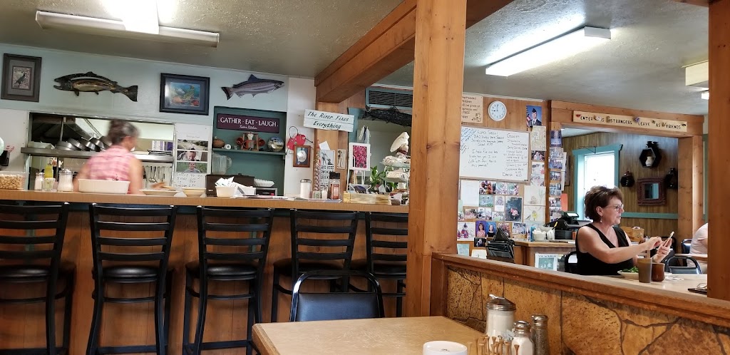 Kates Cattlemens Restaurant | restaurant | 601 Main St, Riggins, ID 83549, USA | 2086283195 OR +1 208-628-3195