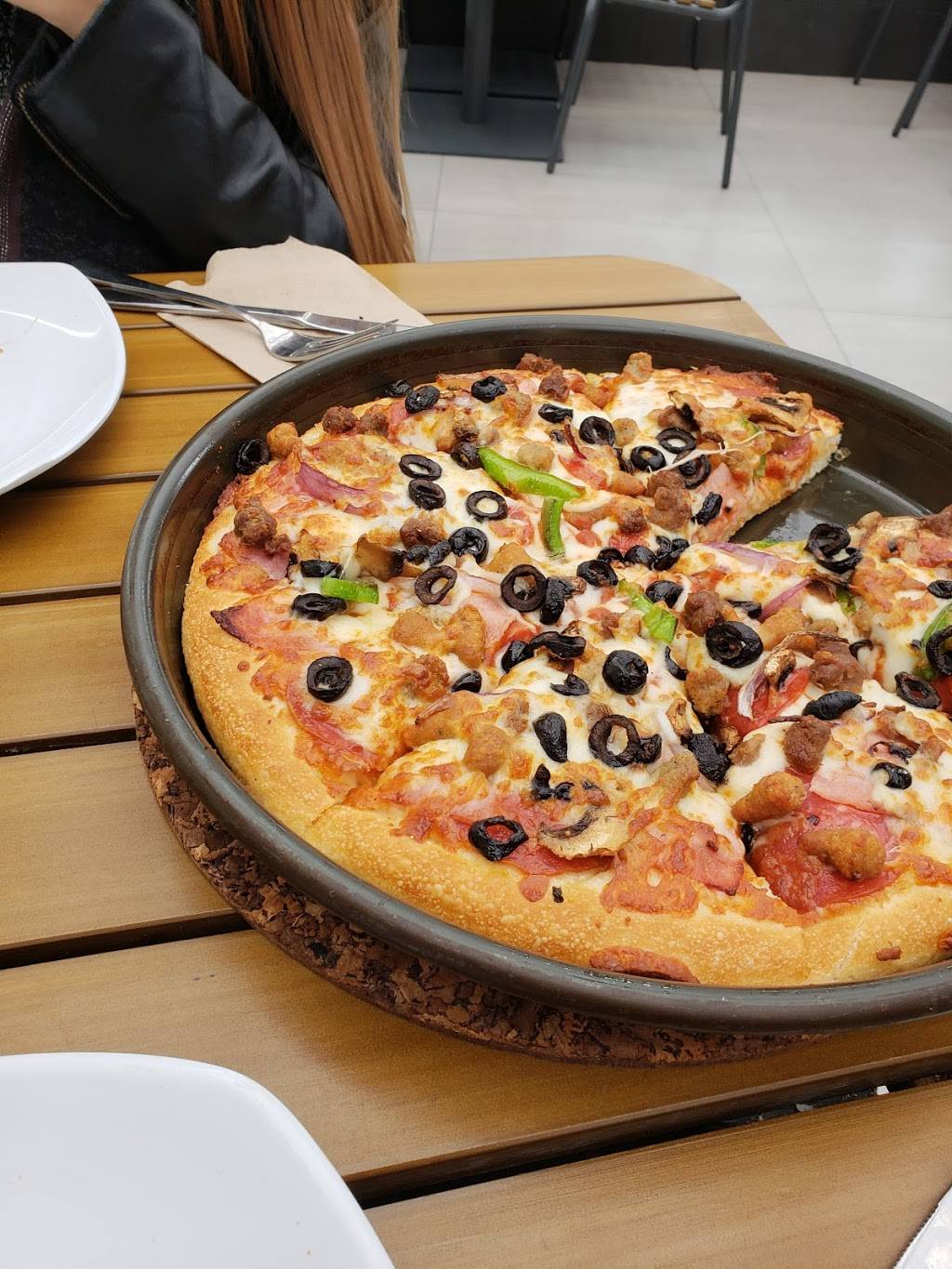 Pizza Hut | restaurant | Blvd. Agua Caliente 17110, Aviacion, 22014 Tijuana, B.C., Mexico | 016611189698 OR +52 661 118 9698