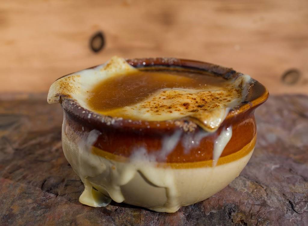 Parrot Cove | restaurant | 33475 Dequindre Rd, Troy, MI 48083, USA | 2485856080 OR +1 248-585-6080