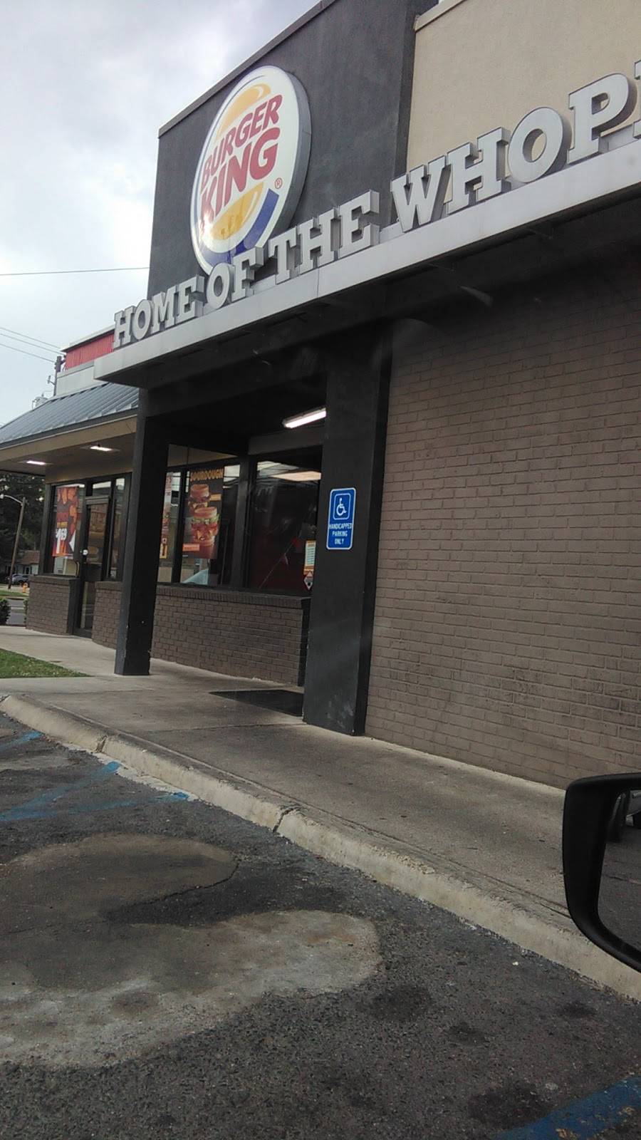 Burger King | restaurant | 6363 Hearne Ave, Shreveport, LA 71108, USA | 3186354878 OR +1 318-635-4878