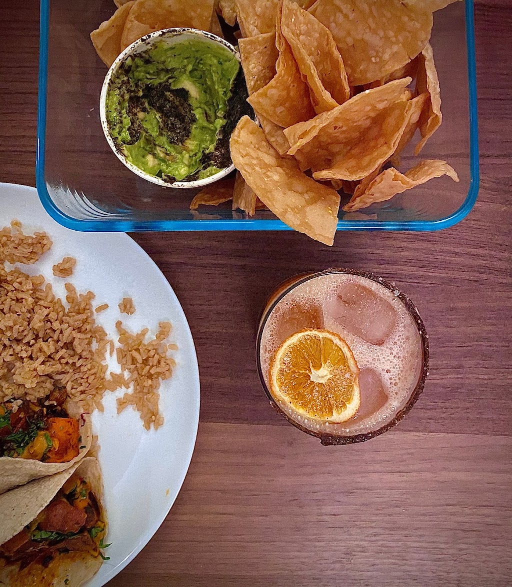 Texsueño | restaurant | 3400 Comsouth Dr, Austin, TX 78744, USA | 5128154299 OR +1 512-815-4299