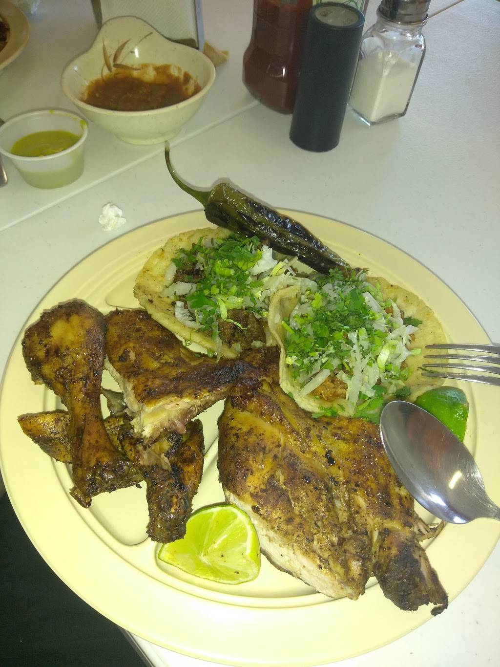 Buen Pollo | restaurant | 621 Magnolia Ave, Auburndale, FL 33823, USA | 8632682979 OR +1 863-268-2979