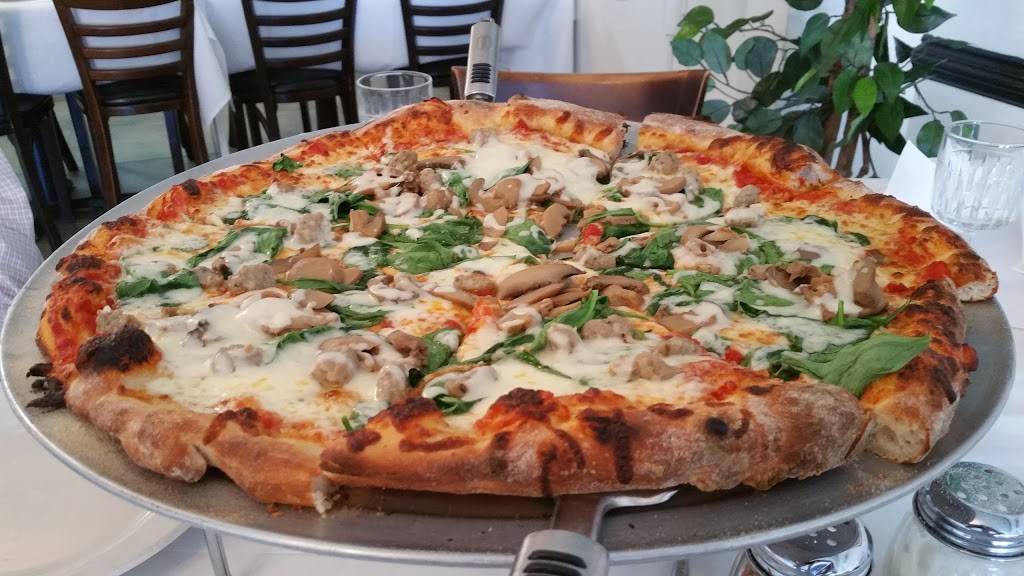 Italian Grill | restaurant | 121 E Innes St, Salisbury, NC 28144, USA | 7044316737 OR +1 704-431-6737