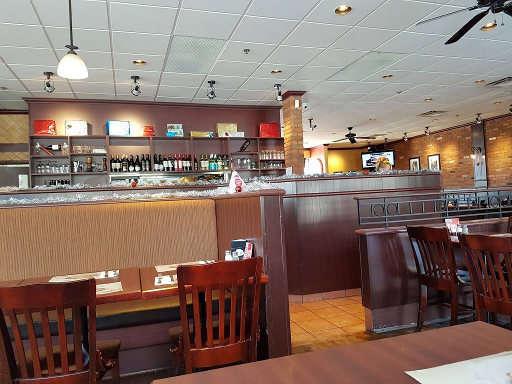 Mikes | restaurant | 633 32e Avenue, Lachine, QC H8T 3G6, Canada | 5145381980 OR +1 514-538-1980