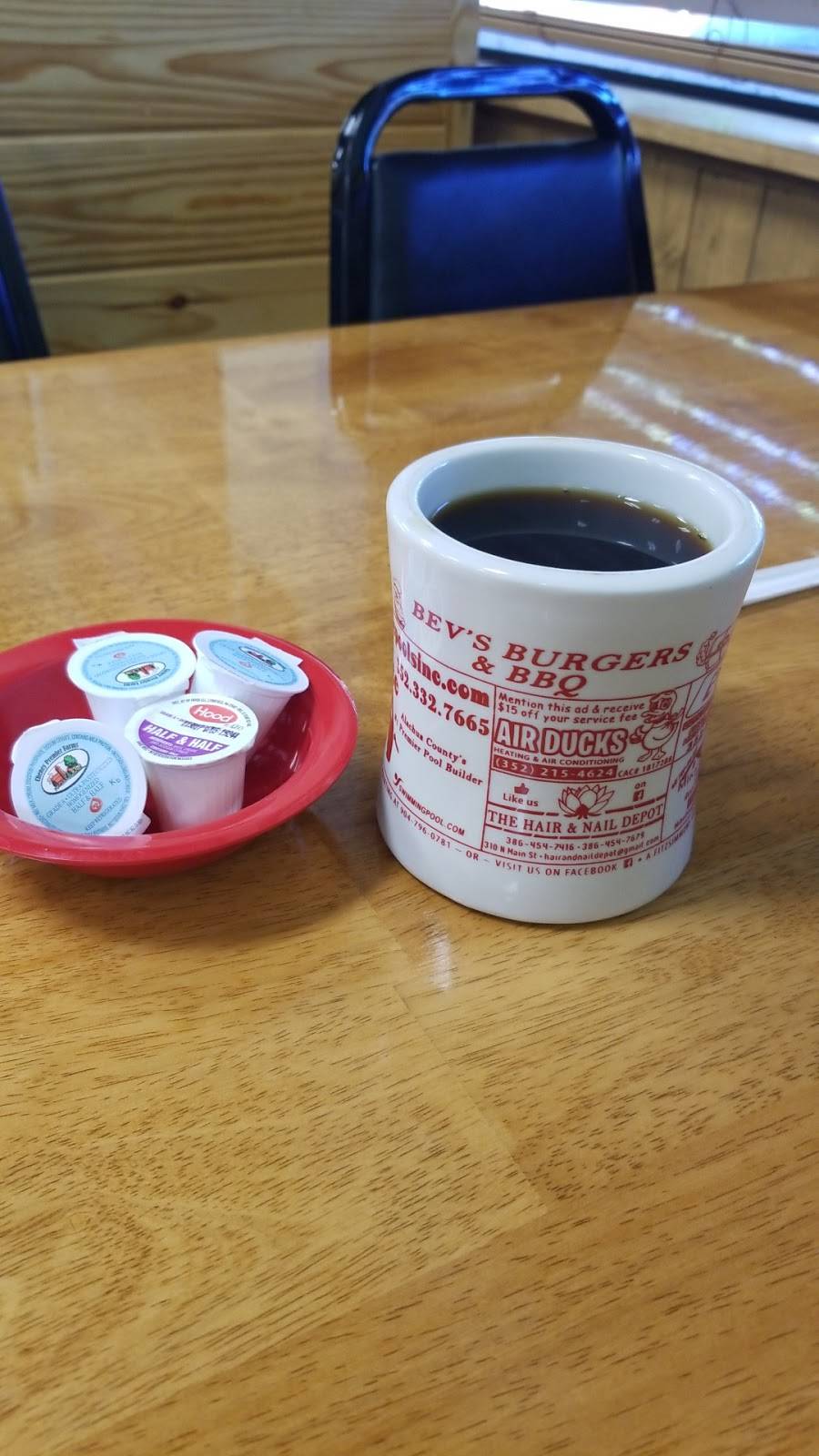 Bevs Burger Café | restaurant | 315 Northeast Santa Fe Boulevard, High Springs, FL 32643, USA | 3864549434 OR +1 386-454-9434