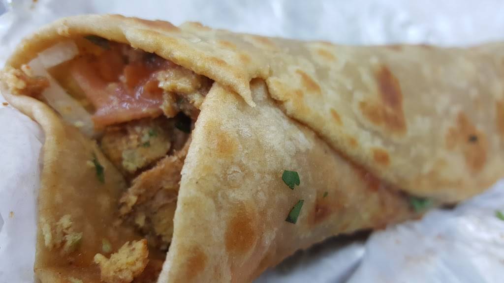 Golden Paan And Chaat House | restaurant | 2039 E Fowler Ave, Tampa, FL 33612, USA | 8134078612 OR +1 813-407-8612