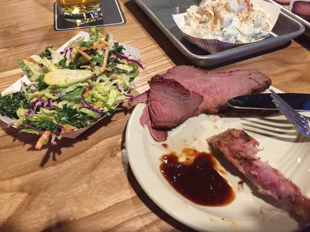 Beast Barbecue | restaurant | 825 E Hennepin Ave, Minneapolis, MN 55414, USA | 6125843657 OR +1 612-584-3657