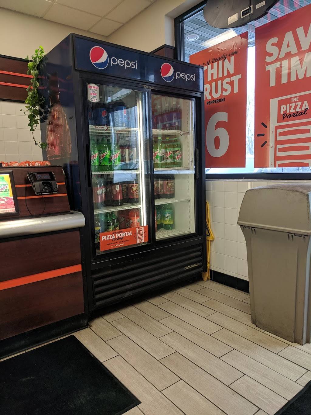 Little Caesars Pizza | meal takeaway | 520 Bittersweet Rd, Mishawaka, IN 46617, USA | 5742569555 OR +1 574-256-9555