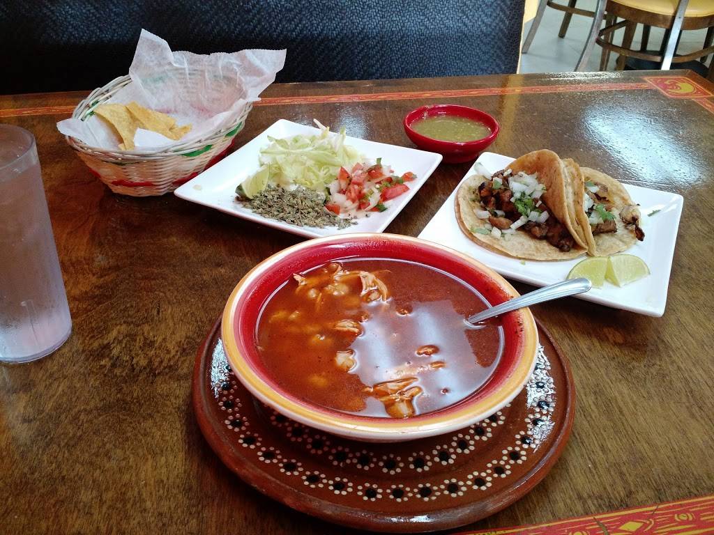 Mi Compadre | restaurant | 2111 Packard St, Ann Arbor, MI 48104, USA | 7346043868 OR +1 734-604-3868