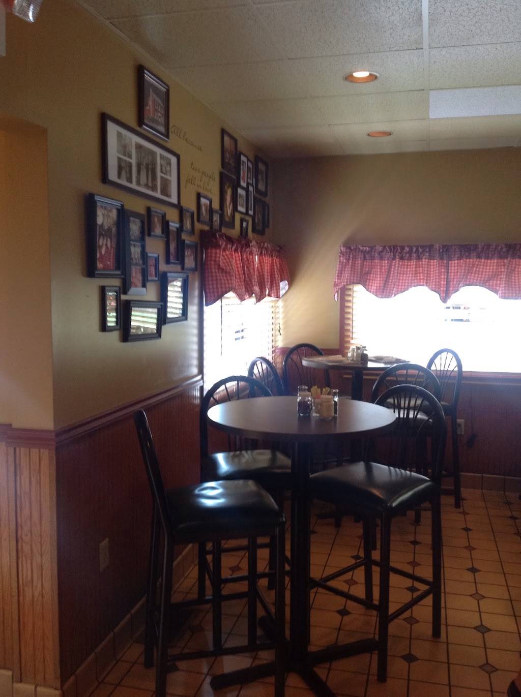 Village Tavern | restaurant | 525 E Bald Eagle St, Lock Haven, PA 17745, USA | 5707486128 OR +1 570-748-6128