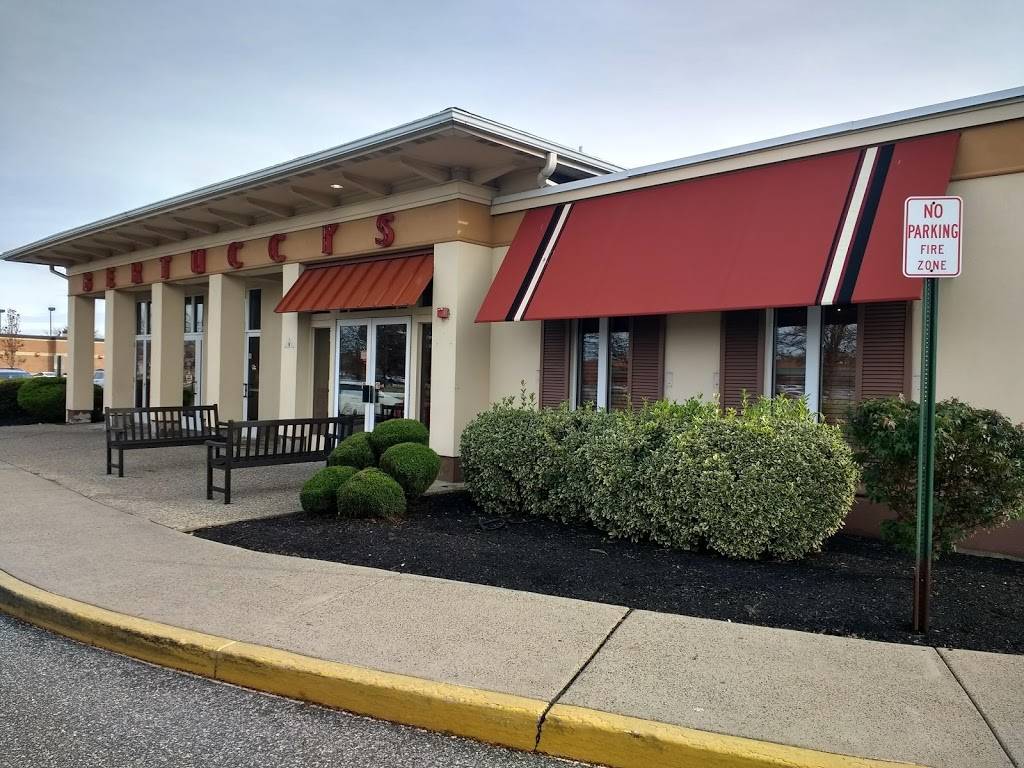 Bertuccis Italian Restaurant | restaurant | 1220 Nixon Dr, Mt Laurel, NJ 08054, USA | 8562730400 OR +1 856-273-0400