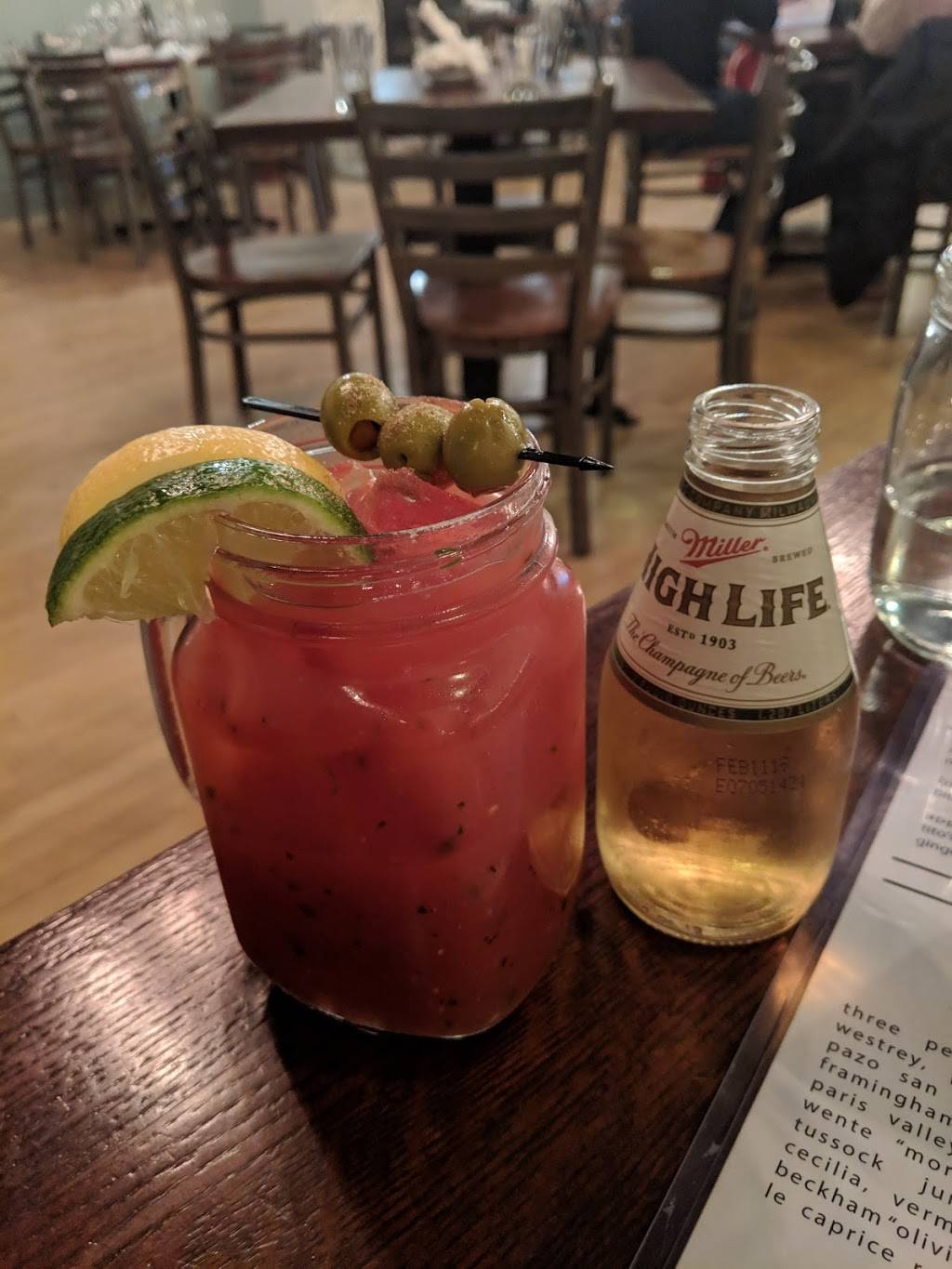 Nicksons Eatery | restaurant | 30 South La Grange Road, La Grange, IL 60525, USA | 7083544995 OR +1 708-354-4995