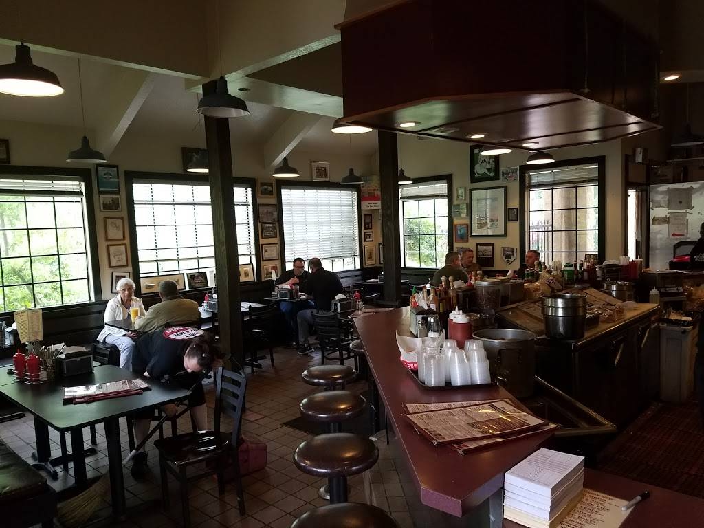 The Original Red Onion | restaurant | 2870 Pinole Valley Rd, Pinole, CA 94564, USA | 5107589462 OR +1 510-758-9462