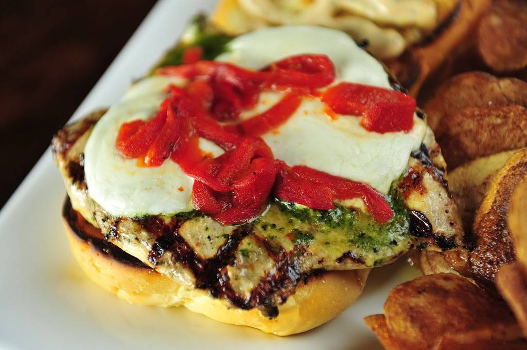 Arch City Tavern | restaurant | 862 N High St, Columbus, OH 43215, USA | 6147255620 OR +1 614-725-5620