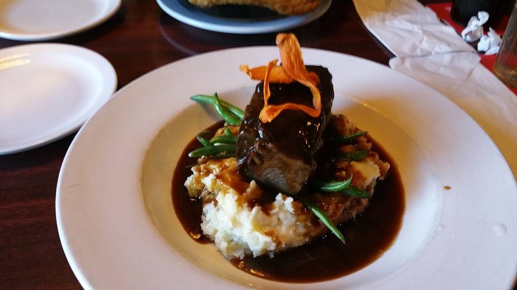 Horseshoe Pub and Restaurant | restaurant | 29 South St, Hudson, MA 01749, USA | 9785681265 OR +1 978-568-1265