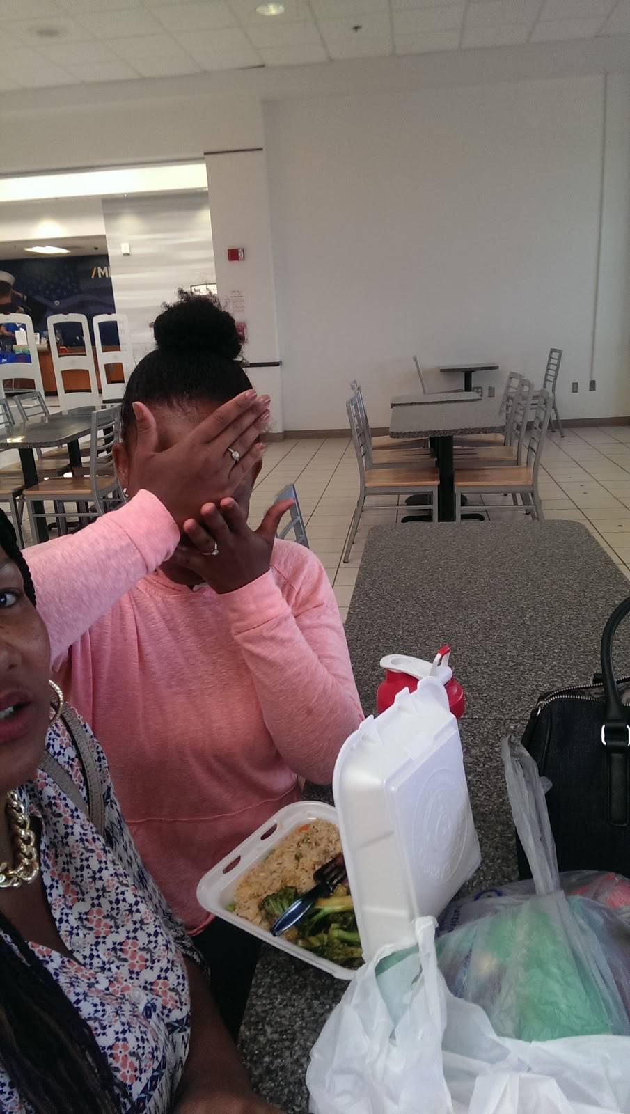 Panda Express | meal takeaway | 796 Reeves Blvd bldg 295-b, Lemoore, CA 93246, USA | 5599989963 OR +1 559-998-9963