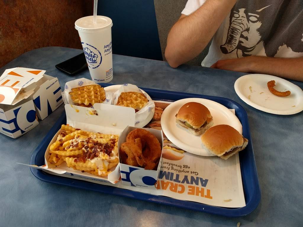 White Castle | restaurant | 9493 Westport Rd, Louisville, KY 40241, USA | 5024237805 OR +1 502-423-7805