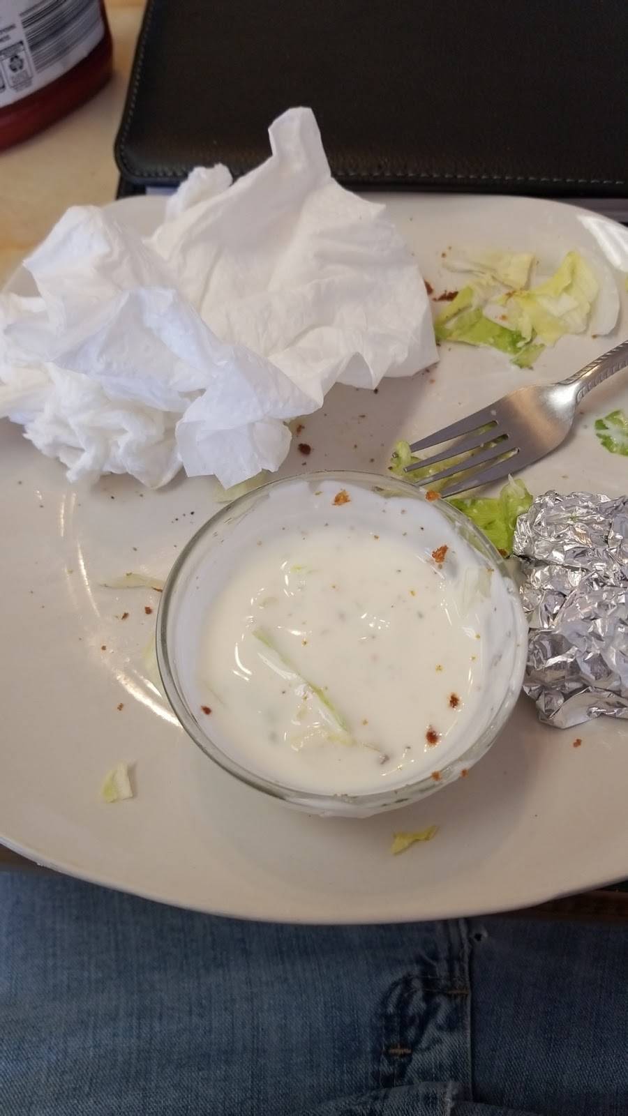 Annas Gyros | restaurant | 2228 SW 74th St, Oklahoma City, OK 73159, USA | 4056817733 OR +1 405-681-7733