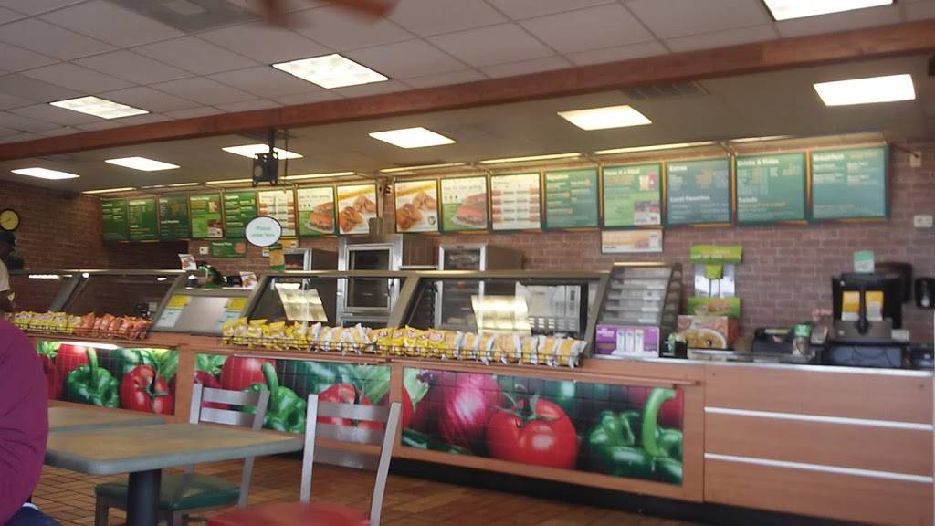 Subway Restaurants | restaurant | 3301 E Rancier Bldg #6 108, Killeen, TX 76543, USA | 2546997827 OR +1 254-699-7827