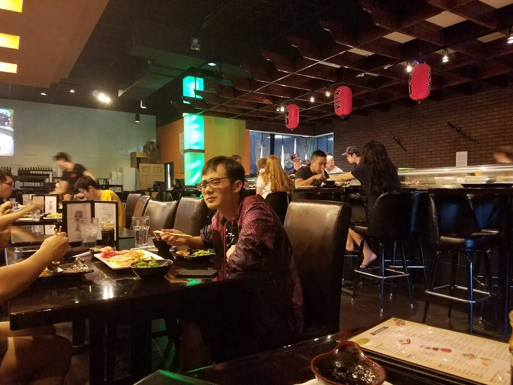 Kyoto Sushi | restaurant | 2100 Snelling Ave, Roseville, MN 55113, USA | 6516365888 OR +1 651-636-5888