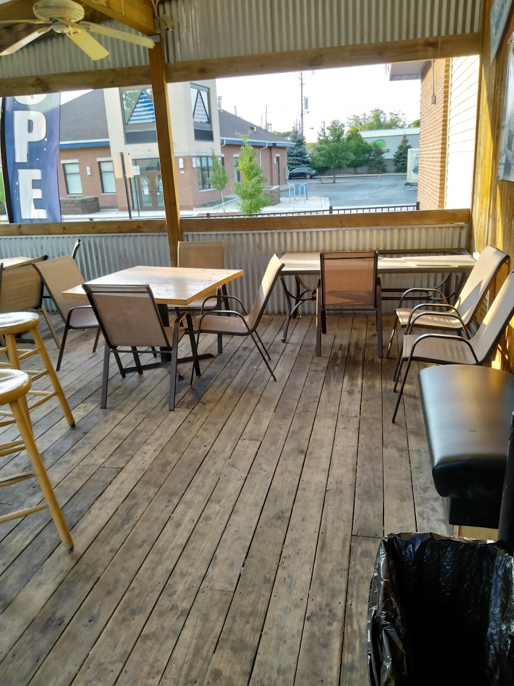 JCs Pub and Grub | restaurant | 8028 W National Ave, West Allis, WI 53214, USA | 4142103961 OR +1 414-210-3961