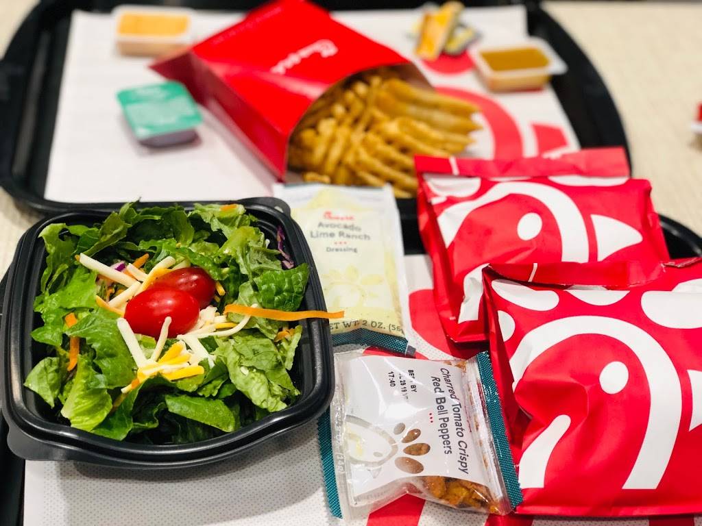 Chick-fil-A | restaurant | 2750 E Beltline Ave SE, Grand Rapids, MI 49546, USA | 6164642697 OR +1 616-464-2697