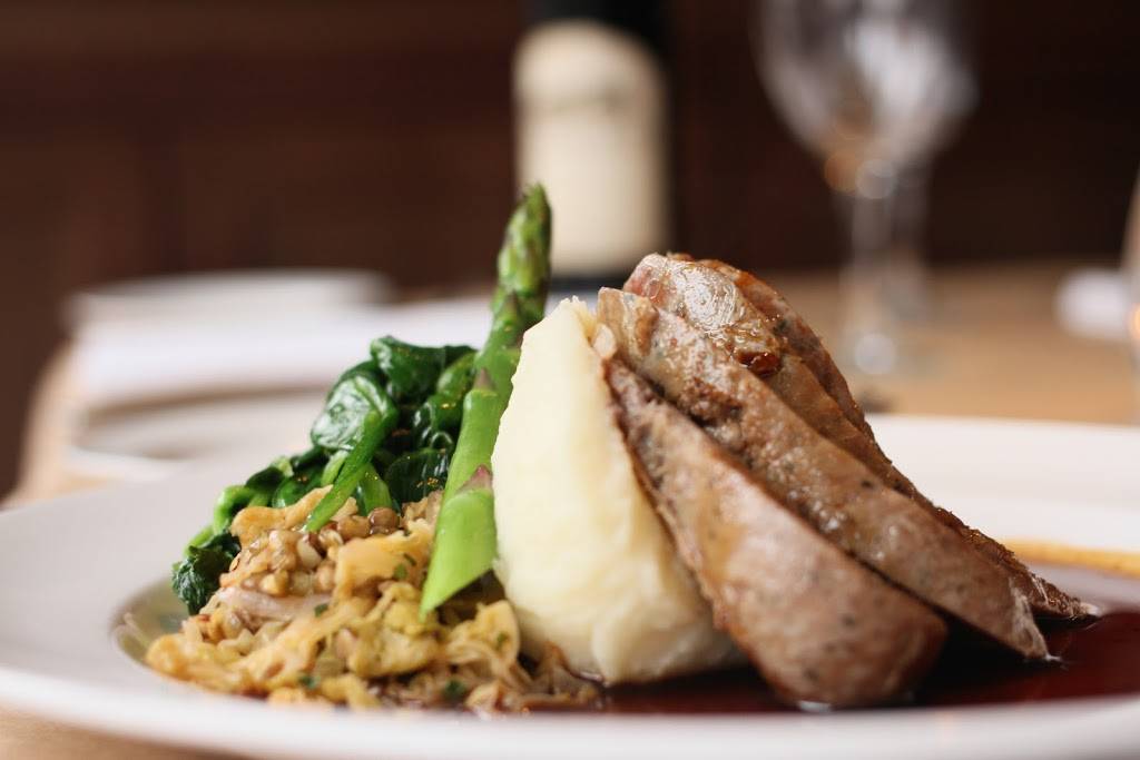 Brownes Bistro | meal takeaway | 1251 Yonge St, Toronto, ON M4T 1W6, Canada | 4169248132 OR +1 416-924-8132