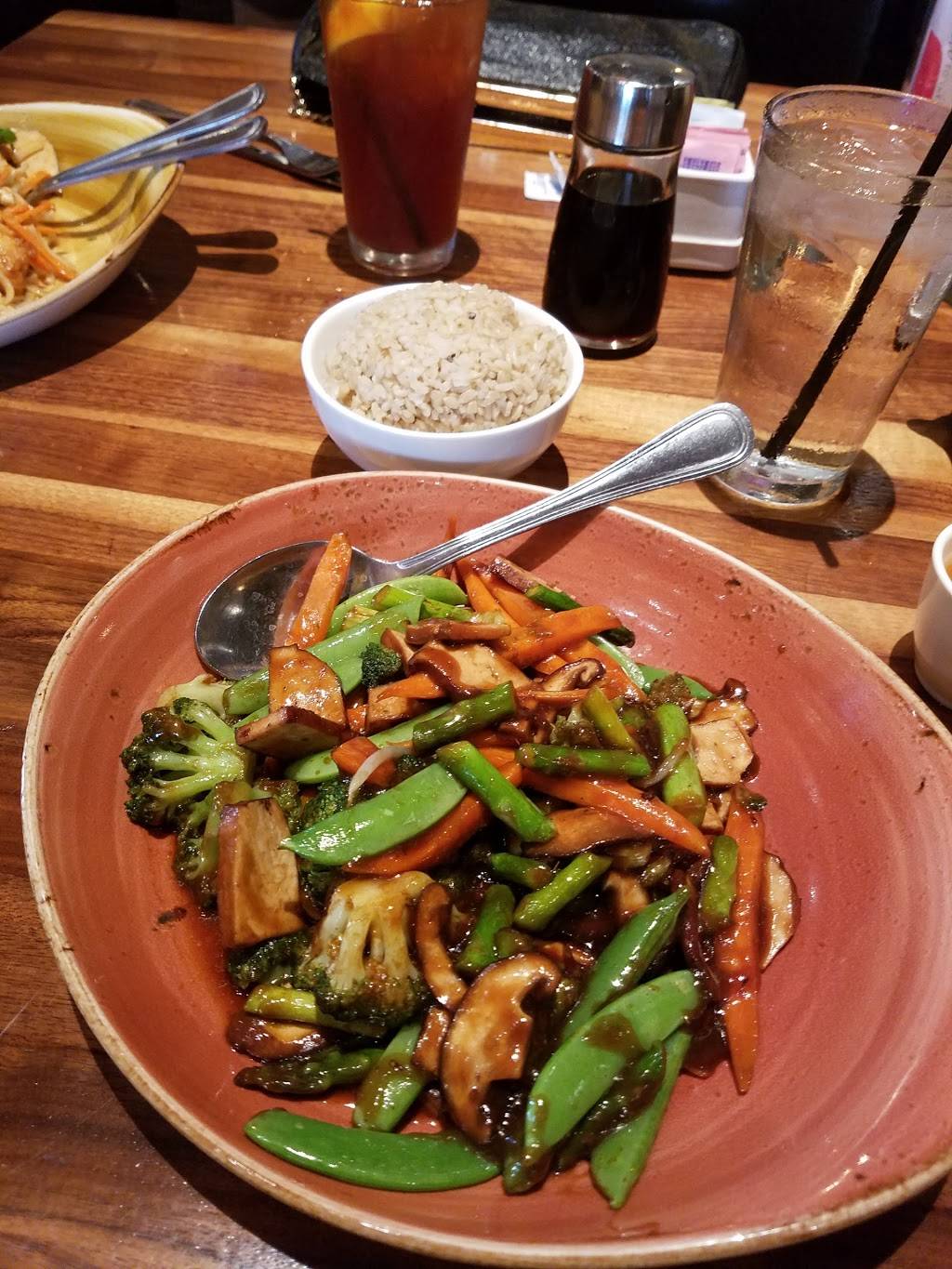 P.F. Changs | restaurant | 14135 South La Grange Road, Orland Park, IL 60462, USA | 7086753970 OR +1 708-675-3970
