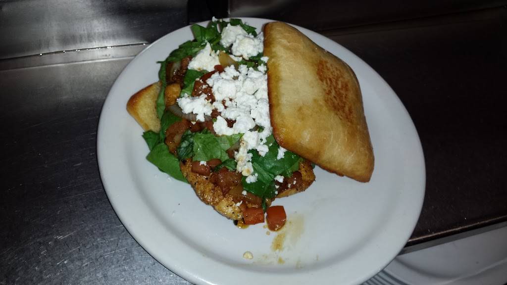 Fox Lake Family Restaurant | restaurant | 56 US-12, Fox Lake, IL 60020, USA | 8475876005 OR +1 847-587-6005