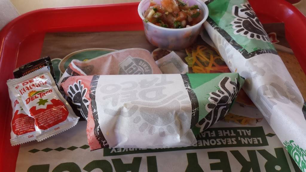 Del Taco | meal takeaway | 1751 E Ave. J, Lancaster, CA 93535, USA | 6619491853 OR +1 661-949-1853