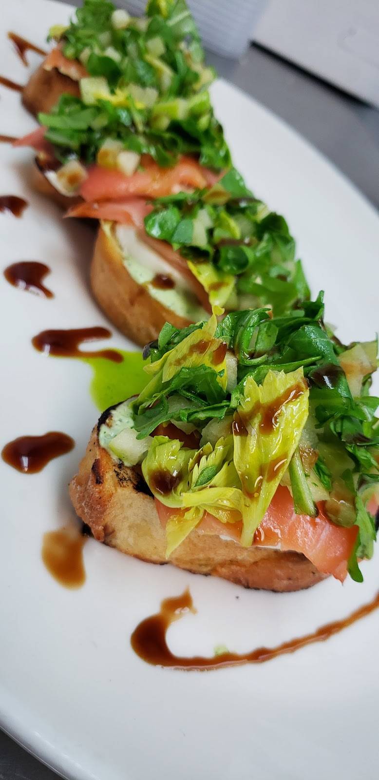 Carmines | restaurant | 1043 N Rush St, Chicago, IL 60611, USA | 3129887676 OR +1 312-988-7676