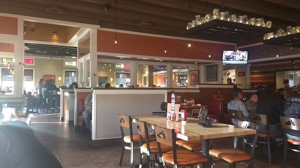 Chilis Grill & Bar | meal takeaway | 1772 N 9th St, Bartonsville, PA 18321, USA | 5704218303 OR +1 570-421-8303