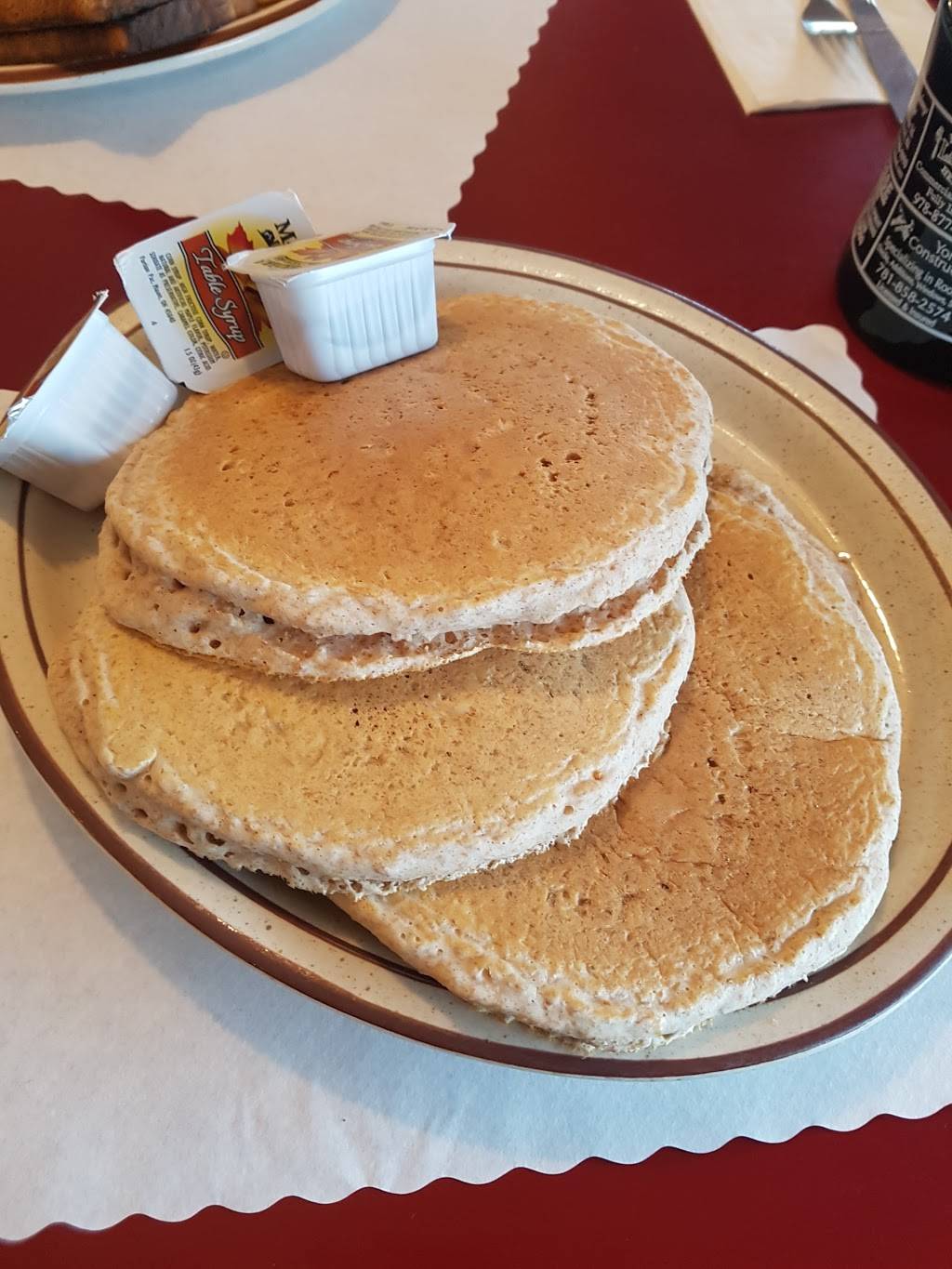 Tinys | restaurant | 2 Groton School Rd, Ayer, MA 01432, USA | 9787722917 OR +1 978-772-2917