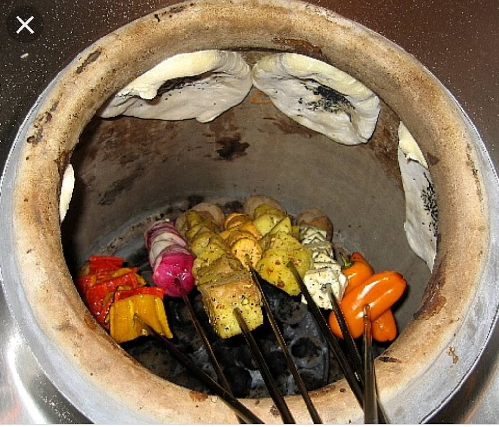 East Feast Pak Indian Cuisine and Take Out | restaurant | 2208 St Joseph Blvd #104, Orléans, ON K1C 2E3, Canada | 6134242100 OR +1 613-424-2100